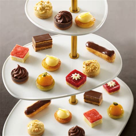 petit four aussprache